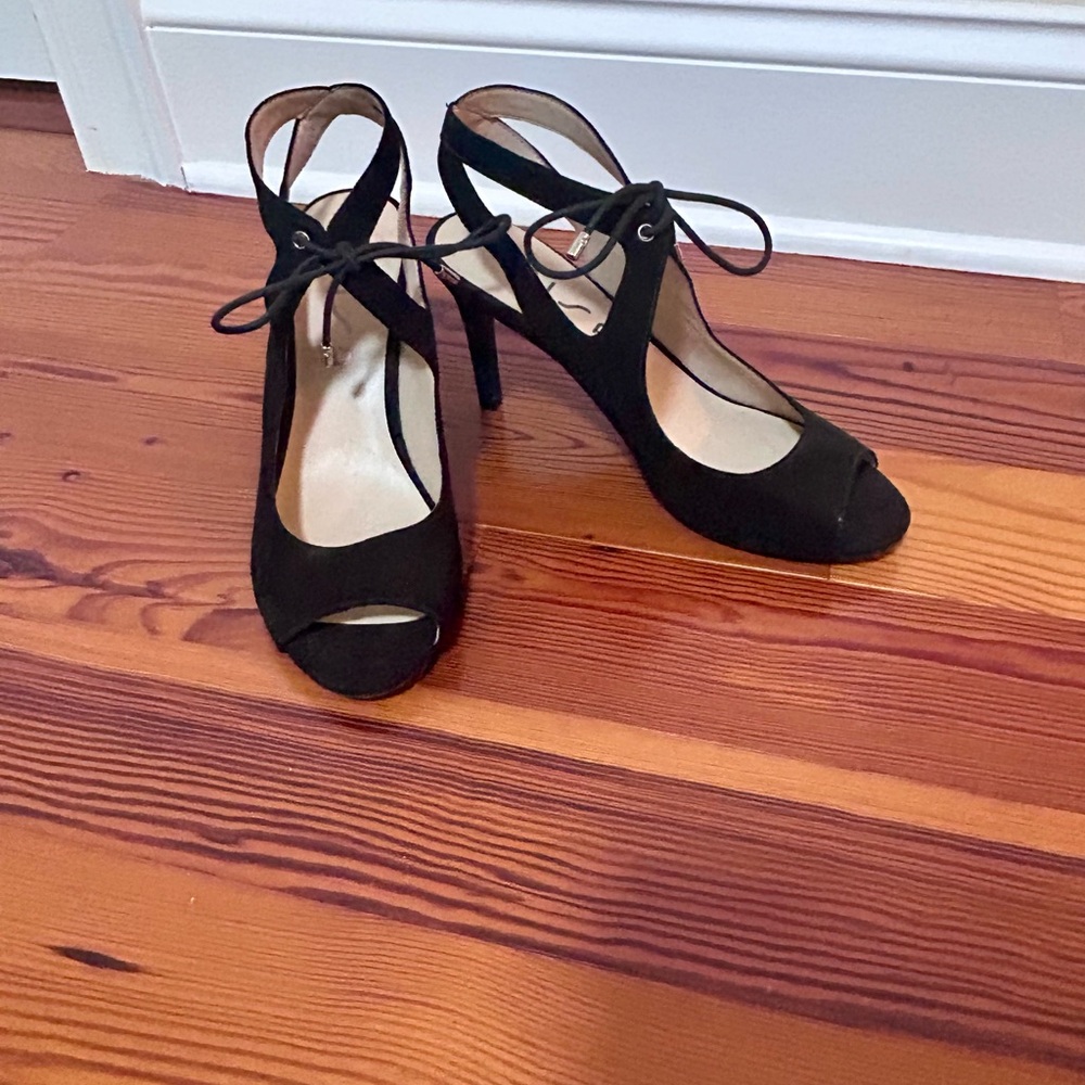 UNISA Black Marris Sandal Peep Toe Heels with Tie Closure